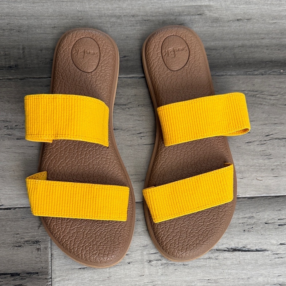 Sanuk Women's Yellow Strap Slide Sandals